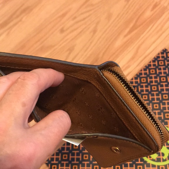 Tory Burch Mini wallet(brown) - Picture 8 of 10
